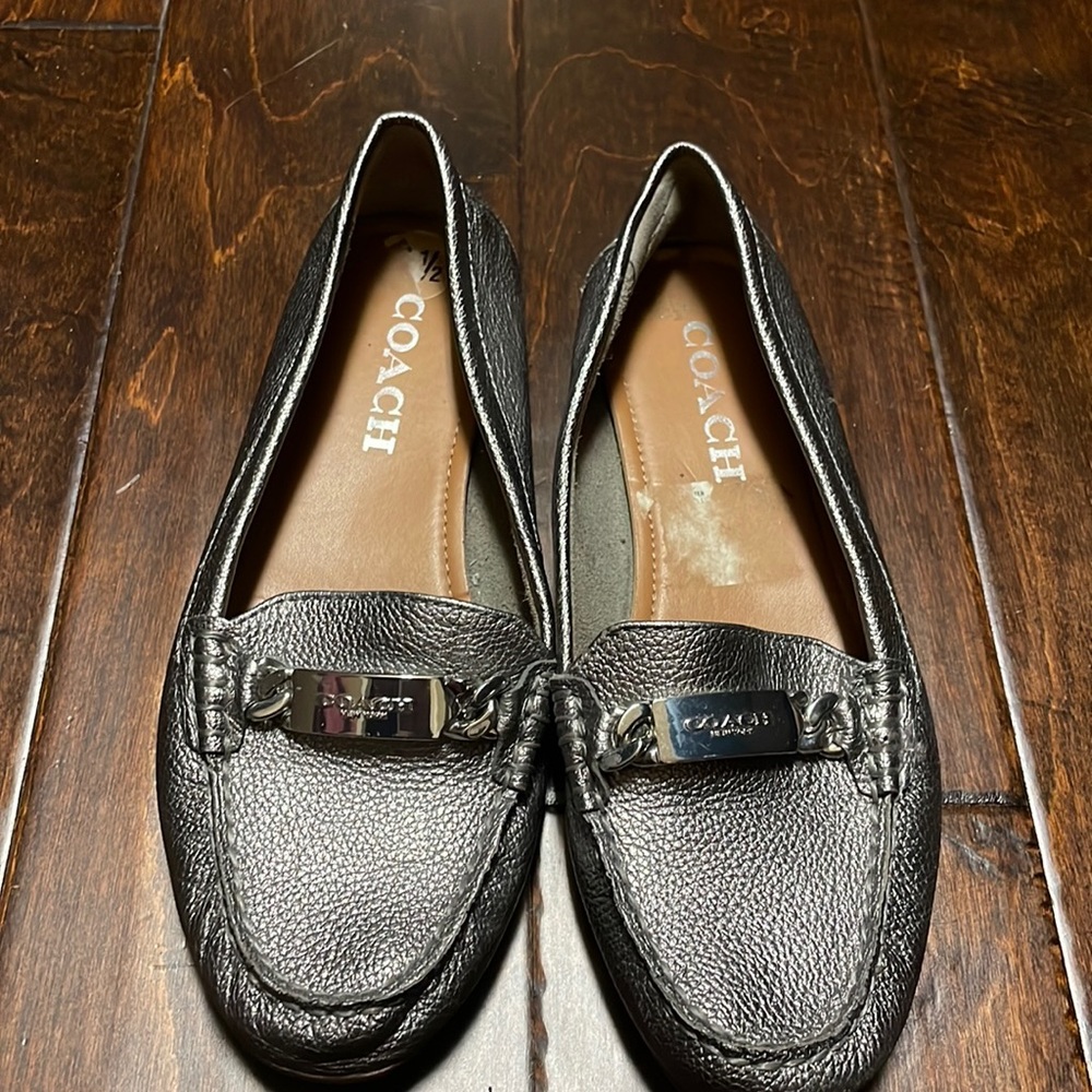 Coach Olive Sz 7.5 EUC